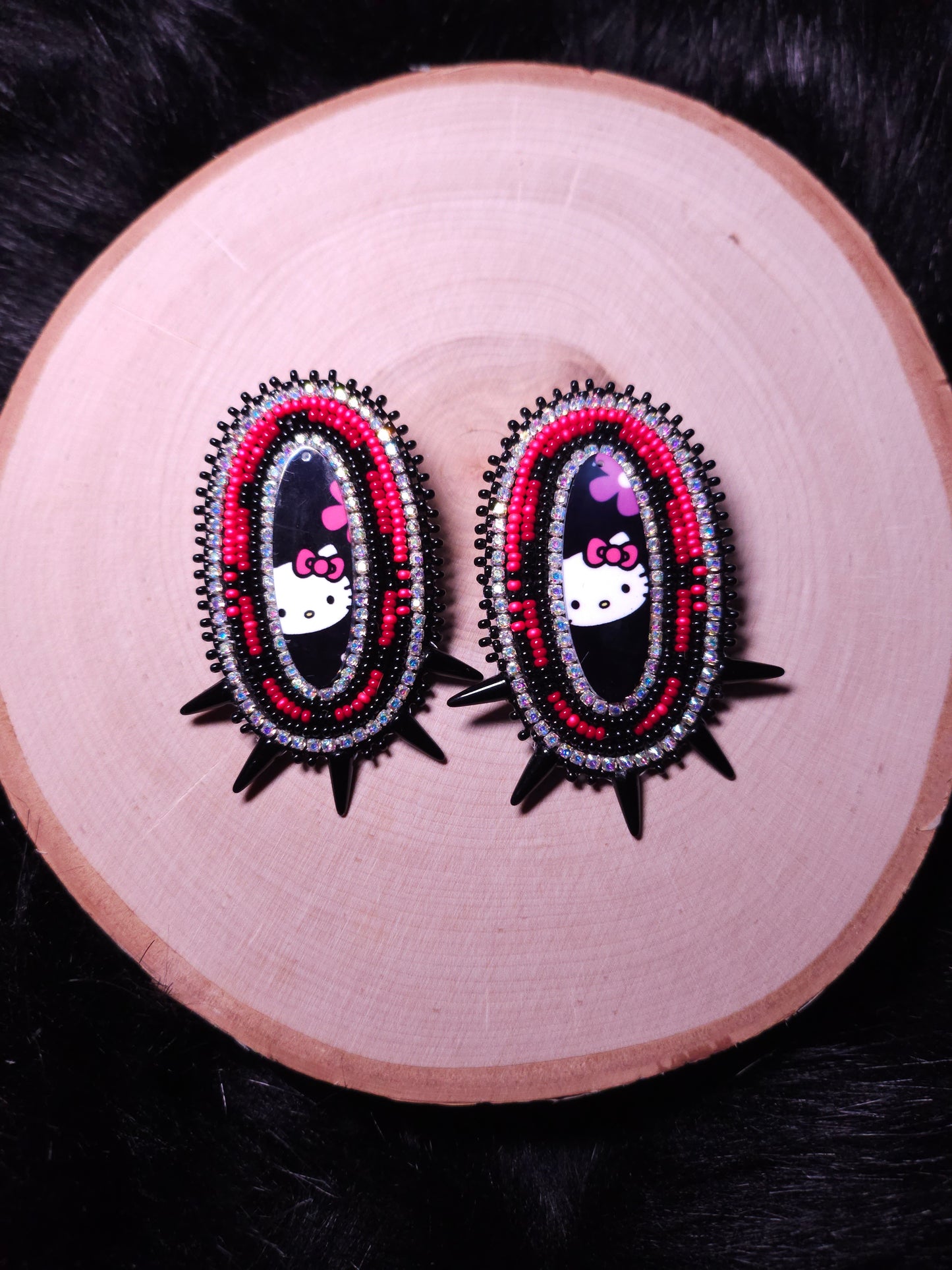 HK Ovals