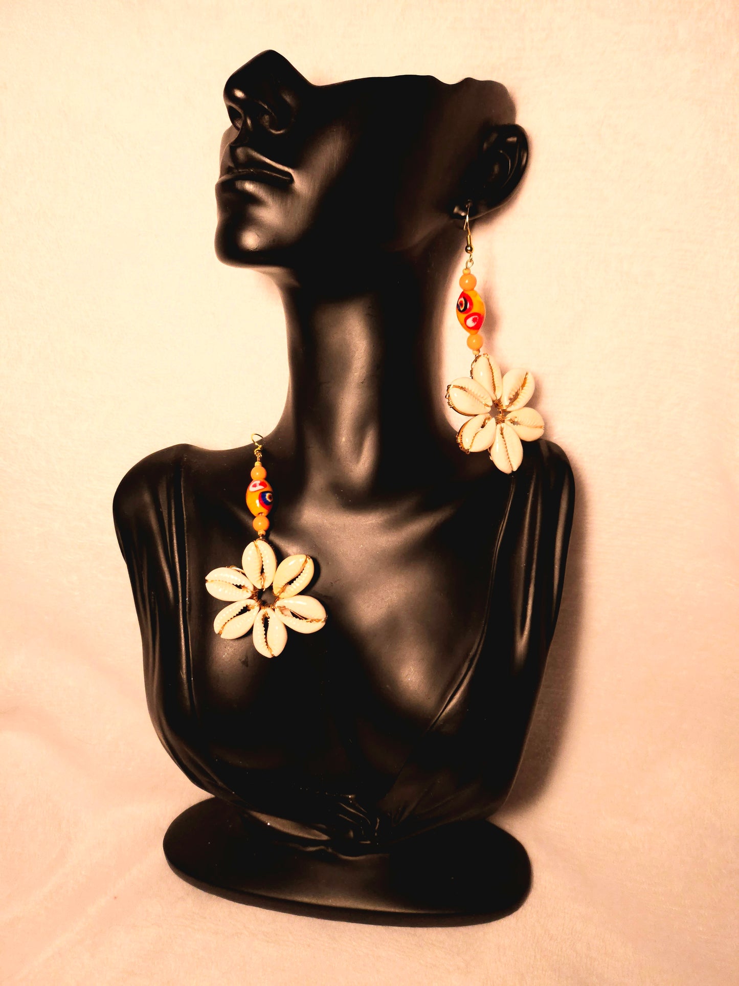 Adéwálé • Flower Cowries